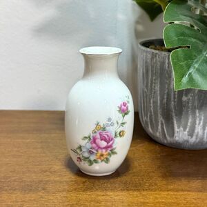 Simon Small White Porcelain Vase Pink Roses Flowers 4 Inches Tall